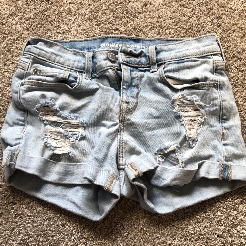 Old navy ripped boyfriend jean shorts